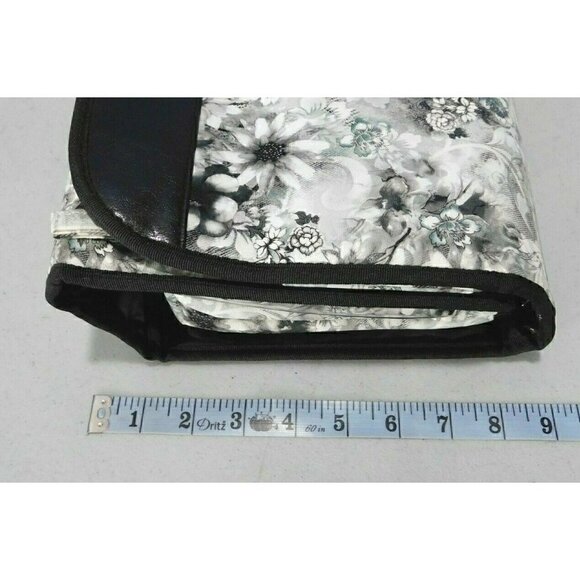 GIGI HILL LOS ANGELES BLACK & WHITE HANGING TRAVEL ORGANIZER, 12 x 28" OPEN - Picture 7 of 7